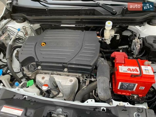 Белый Сузуки СХ4, объемом двигателя 1.59 л и пробегом 103 тыс. км за 18000 $, фото 7 на Automoto.ua