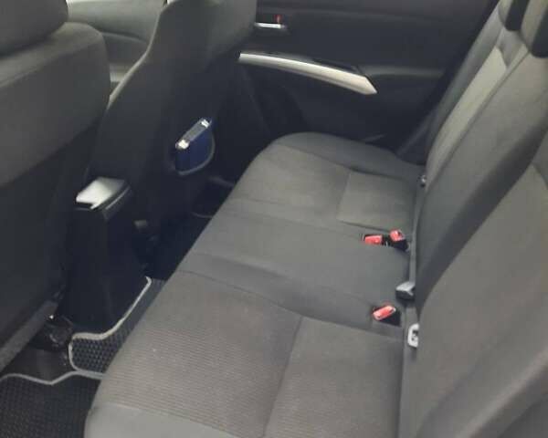 Белый Сузуки СХ4, объемом двигателя 1.59 л и пробегом 365 тыс. км за 12700 $, фото 7 на Automoto.ua