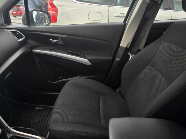 Білий Сузукі СХ4, об'ємом двигуна 1.6 л та пробігом 1000 тис. км за 13000 $, фото 6 на Automoto.ua