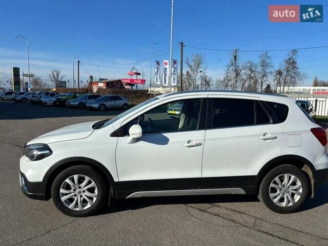 Білий Сузукі СХ4, об'ємом двигуна 1.59 л та пробігом 55 тис. км за 17500 $, фото 6 на Automoto.ua