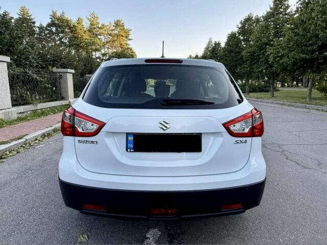 Білий Сузукі СХ4, об'ємом двигуна 0 л та пробігом 83 тис. км за 17795 $, фото 6 на Automoto.ua