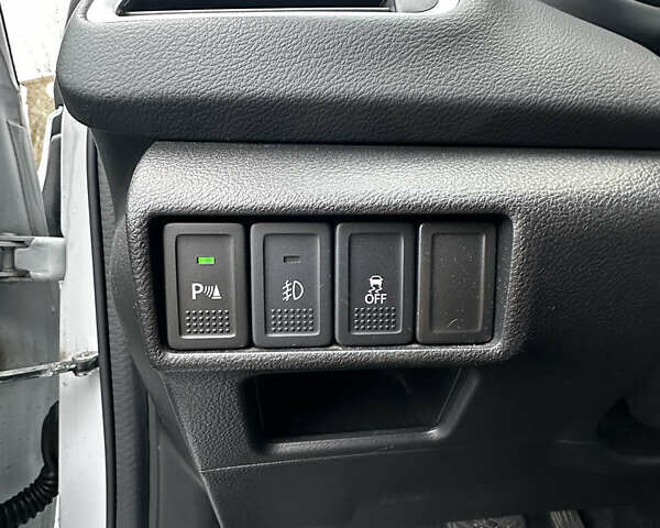 Белый Сузуки СХ4, объемом двигателя 1.59 л и пробегом 55 тыс. км за 18900 $, фото 16 на Automoto.ua