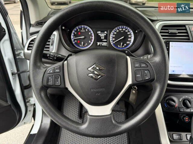 Білий Сузукі СХ4, об'ємом двигуна 1.6 л та пробігом 54 тис. км за 16500 $, фото 11 на Automoto.ua