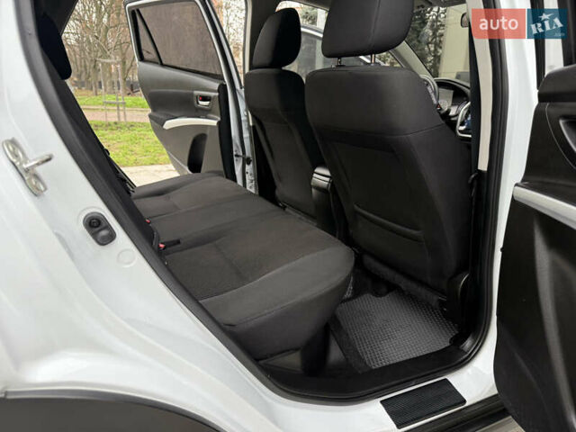 Білий Сузукі СХ4, об'ємом двигуна 1.6 л та пробігом 54 тис. км за 16500 $, фото 13 на Automoto.ua