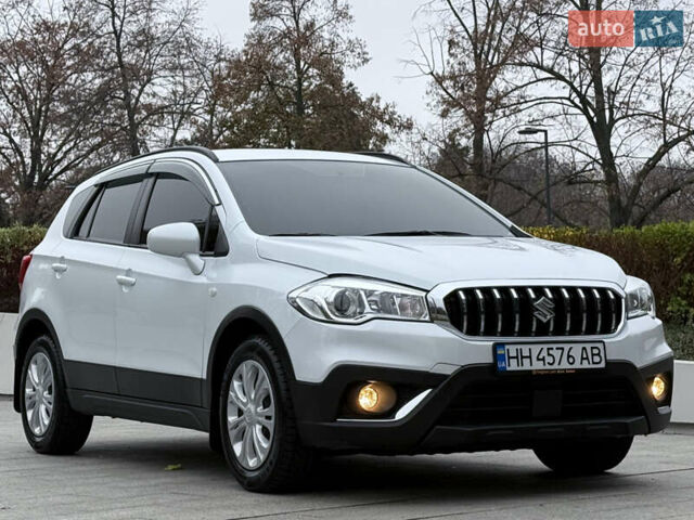 Білий Сузукі СХ4, об'ємом двигуна 1.6 л та пробігом 54 тис. км за 16500 $, фото 5 на Automoto.ua