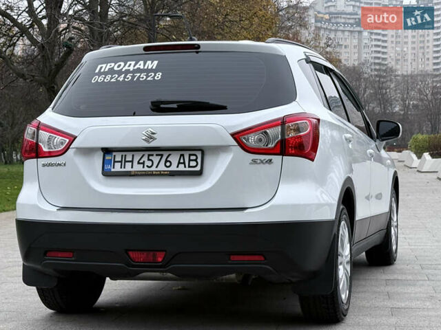 Білий Сузукі СХ4, об'ємом двигуна 1.6 л та пробігом 54 тис. км за 16500 $, фото 8 на Automoto.ua