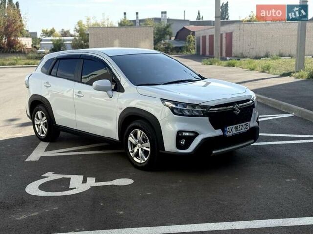 Белый Сузуки СХ4, объемом двигателя 1.37 л и пробегом 27 тыс. км за 21900 $, фото 6 на Automoto.ua