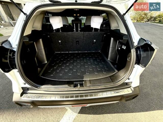 Белый Сузуки СХ4, объемом двигателя 1.37 л и пробегом 27 тыс. км за 21900 $, фото 16 на Automoto.ua