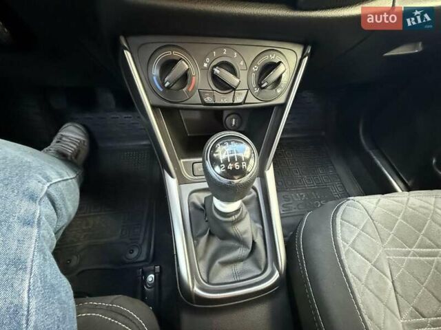 Белый Сузуки СХ4, объемом двигателя 1.37 л и пробегом 27 тыс. км за 21900 $, фото 3 на Automoto.ua