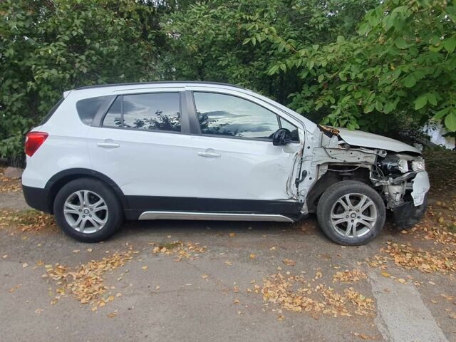 Білий Сузукі СХ4, об'ємом двигуна 1.6 л та пробігом 130 тис. км за 8000 $, фото 5 на Automoto.ua