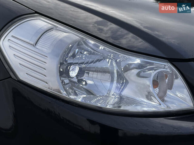 Чорний Сузукі СХ4, об'ємом двигуна 1.6 л та пробігом 315 тис. км за 5500 $, фото 4 на Automoto.ua