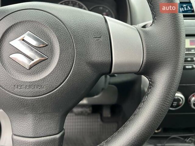 Черный Сузуки СХ4, объемом двигателя 1.59 л и пробегом 155 тыс. км за 7500 $, фото 10 на Automoto.ua