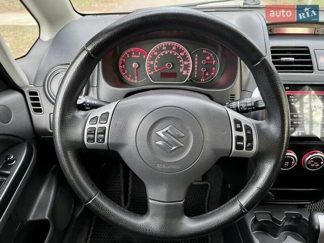 Черный Сузуки СХ4, объемом двигателя 2 л и пробегом 164 тыс. км за 7999 $, фото 10 на Automoto.ua