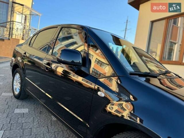 Чорний Сузукі СХ4, об'ємом двигуна 1.59 л та пробігом 240 тис. км за 5100 $, фото 2 на Automoto.ua