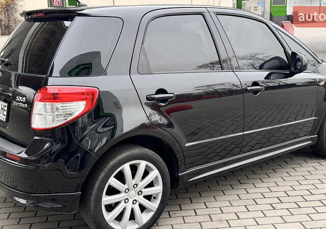 Чорний Сузукі СХ4, об'ємом двигуна 2 л та пробігом 240 тис. км за 6950 $, фото 9 на Automoto.ua