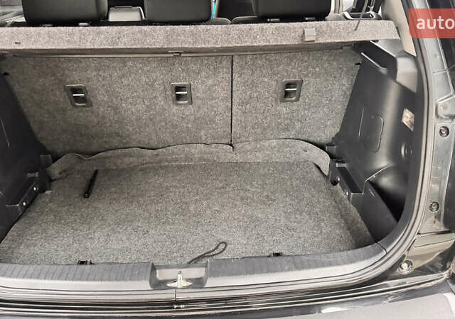 Чорний Сузукі СХ4, об'ємом двигуна 2 л та пробігом 240 тис. км за 6950 $, фото 36 на Automoto.ua