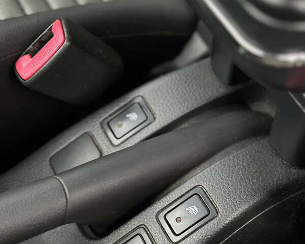 Черный Сузуки СХ4, объемом двигателя 1.59 л и пробегом 211 тыс. км за 7700 $, фото 18 на Automoto.ua