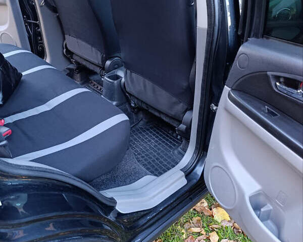 Черный Сузуки СХ4, объемом двигателя 1.6 л и пробегом 248 тыс. км за 8300 $, фото 9 на Automoto.ua