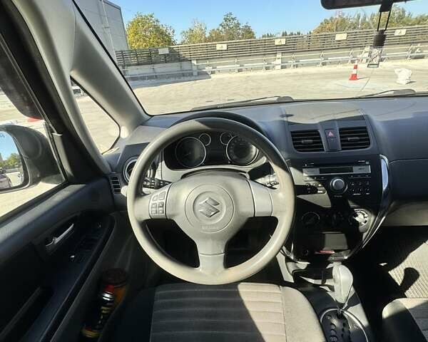 Черный Сузуки СХ4, объемом двигателя 1.6 л и пробегом 81 тыс. км за 11900 $, фото 9 на Automoto.ua