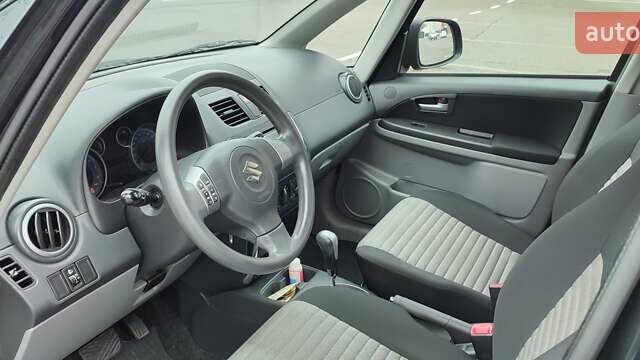 Черный Сузуки СХ4, объемом двигателя 1.6 л и пробегом 82 тыс. км за 11500 $, фото 10 на Automoto.ua