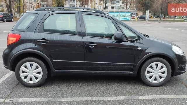 Черный Сузуки СХ4, объемом двигателя 1.6 л и пробегом 82 тыс. км за 11500 $, фото 8 на Automoto.ua