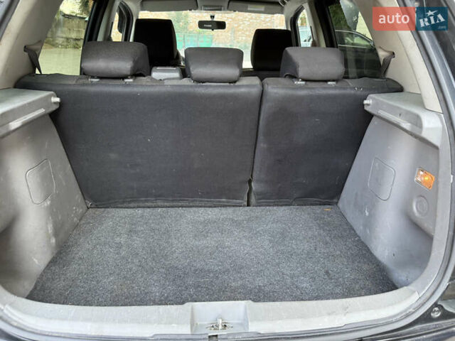 Черный Сузуки СХ4, объемом двигателя 1.6 л и пробегом 235 тыс. км за 9000 $, фото 8 на Automoto.ua