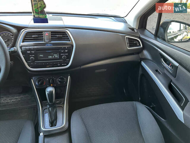 Черный Сузуки СХ4, объемом двигателя 1.59 л и пробегом 77 тыс. км за 14499 $, фото 27 на Automoto.ua