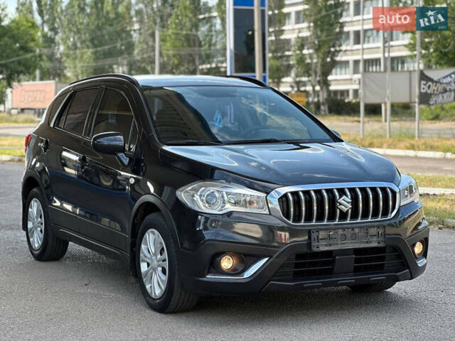 Черный Сузуки СХ4, объемом двигателя 1.59 л и пробегом 77 тыс. км за 14499 $, фото 2 на Automoto.ua