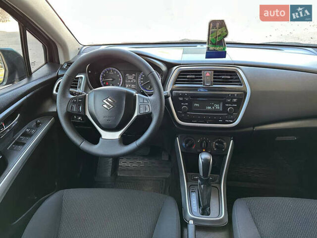 Черный Сузуки СХ4, объемом двигателя 1.59 л и пробегом 77 тыс. км за 14499 $, фото 26 на Automoto.ua