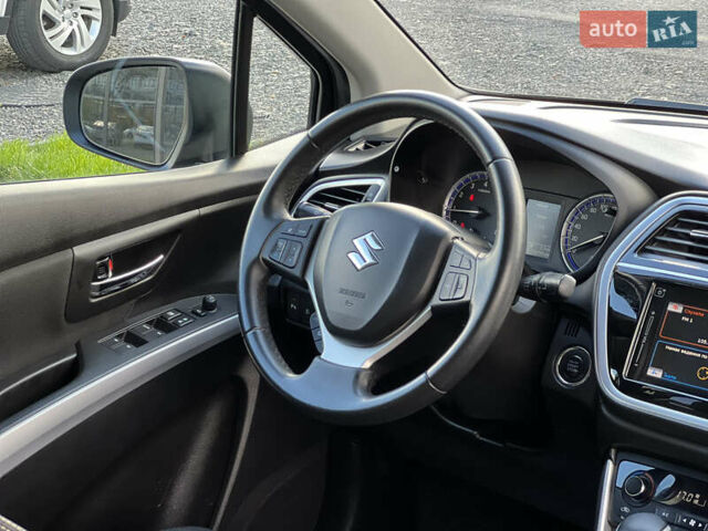 Сузуки СХ4 2017 в Ужгороде на Automoto.ua Черный Сузуки СХ4, объемом двигателя 1.4 л и пробегом 134 тыс. км за 15900 $, фото 45 на Automoto.ua