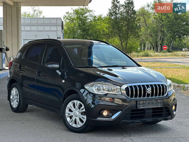 Черный Сузуки СХ4, объемом двигателя 1.59 л и пробегом 77 тыс. км за 14499 $, фото 1 на Automoto.ua