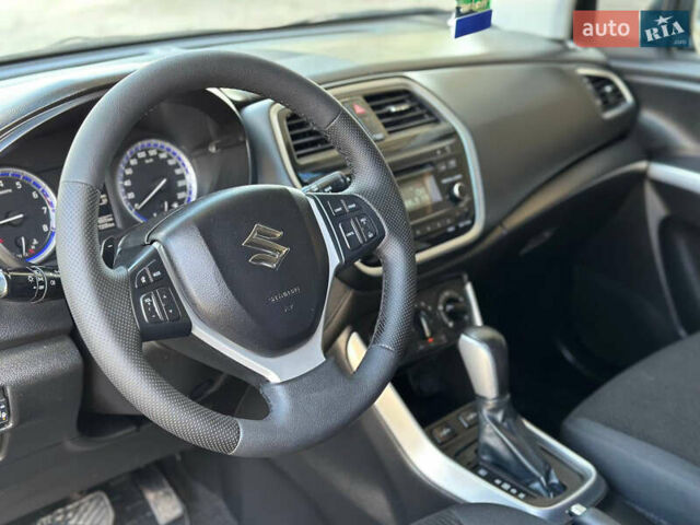 Черный Сузуки СХ4, объемом двигателя 1.59 л и пробегом 77 тыс. км за 14499 $, фото 12 на Automoto.ua