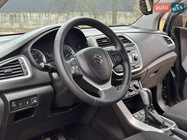 Чорний Сузукі СХ4, об'ємом двигуна 1.6 л та пробігом 81 тис. км за 13999 $, фото 13 на Automoto.ua