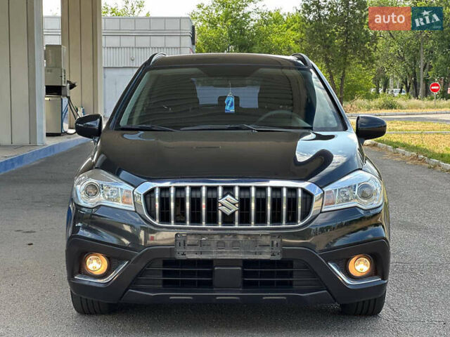 Черный Сузуки СХ4, объемом двигателя 1.59 л и пробегом 77 тыс. км за 14499 $, фото 4 на Automoto.ua