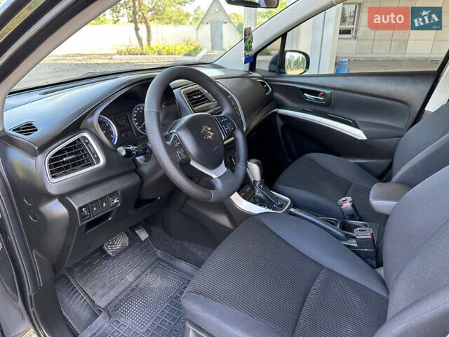 Черный Сузуки СХ4, объемом двигателя 1.59 л и пробегом 77 тыс. км за 14499 $, фото 13 на Automoto.ua