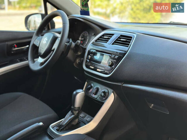 Черный Сузуки СХ4, объемом двигателя 1.59 л и пробегом 77 тыс. км за 14499 $, фото 22 на Automoto.ua