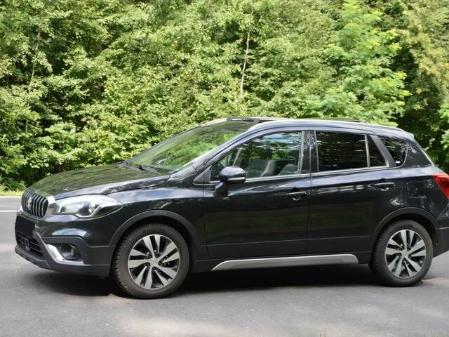 Черный Сузуки СХ4, объемом двигателя 1.4 л и пробегом 68 тыс. км за 6500 $, фото 2 на Automoto.ua