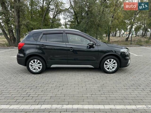 Черный Сузуки СХ4, объемом двигателя 1.59 л и пробегом 70 тыс. км за 18900 $, фото 3 на Automoto.ua