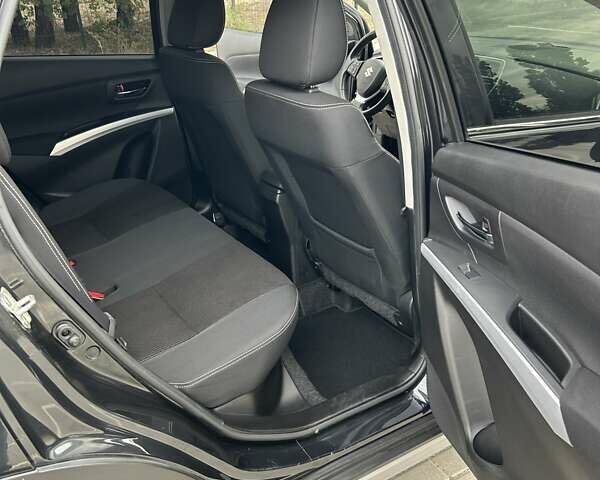 Черный Сузуки СХ4, объемом двигателя 1.59 л и пробегом 70 тыс. км за 18900 $, фото 17 на Automoto.ua