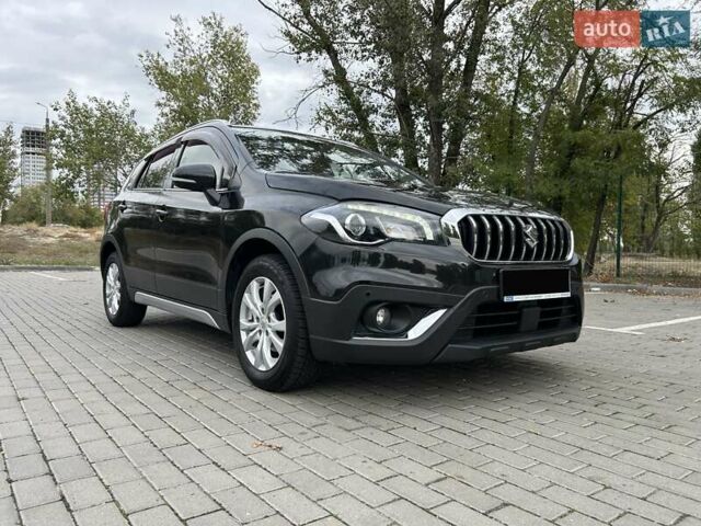 Черный Сузуки СХ4, объемом двигателя 1.59 л и пробегом 70 тыс. км за 18900 $, фото 2 на Automoto.ua