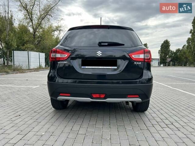 Черный Сузуки СХ4, объемом двигателя 1.59 л и пробегом 70 тыс. км за 18900 $, фото 5 на Automoto.ua