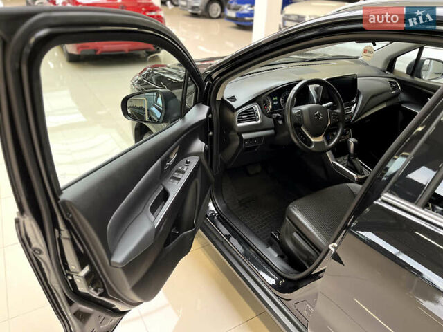 Черный Сузуки СХ4, объемом двигателя 1.37 л и пробегом 7 тыс. км за 24999 $, фото 7 на Automoto.ua