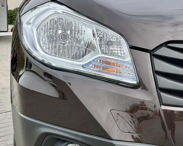 Сузуки СХ4 2014 в Житомире на Automoto.ua Коричневый Сузуки СХ4, объемом двигателя 1.6 л и пробегом 125 тыс. км за 13790 $, фото 12 на Automoto.ua