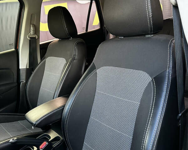 Коричневий Сузукі СХ4, об'ємом двигуна 1.59 л та пробігом 144 тис. км за 15500 $, фото 7 на Automoto.ua