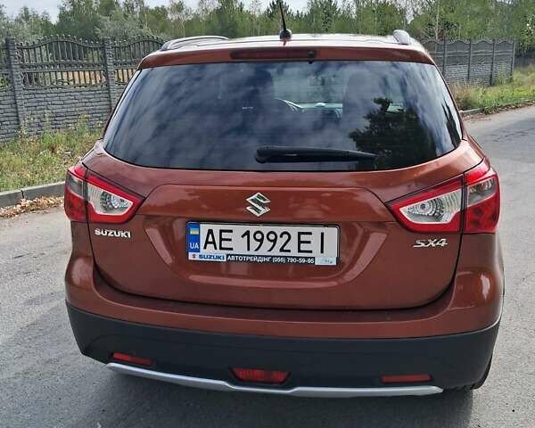 Коричневий Сузукі СХ4, об'ємом двигуна 1.59 л та пробігом 69 тис. км за 14000 $, фото 2 на Automoto.ua