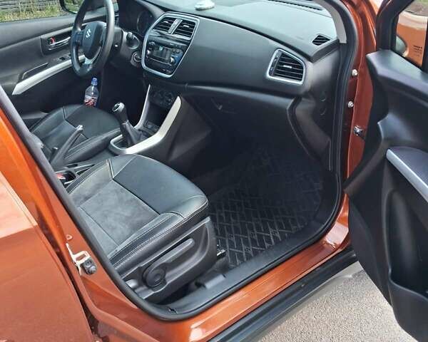 Коричневий Сузукі СХ4, об'ємом двигуна 1.59 л та пробігом 69 тис. км за 14000 $, фото 4 на Automoto.ua