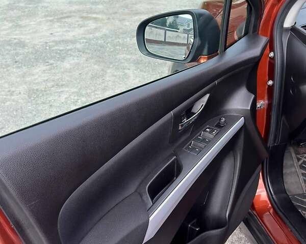 Коричневый Сузуки СХ4, объемом двигателя 1.59 л и пробегом 55 тыс. км за 17300 $, фото 6 на Automoto.ua