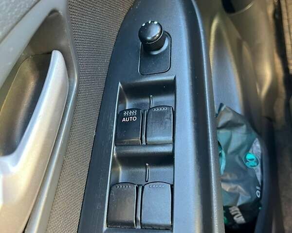 Красный Сузуки СХ4, объемом двигателя 1.6 л и пробегом 233 тыс. км за 5300 $, фото 15 на Automoto.ua