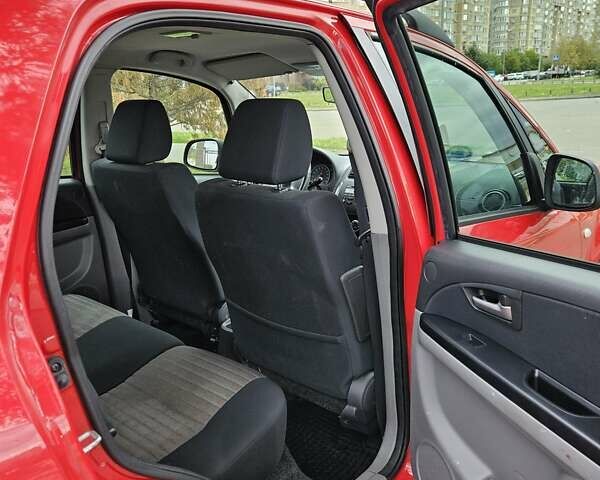 Сузуки СХ4 2008 в Киеве на Automoto.ua Красный Сузуки СХ4, объемом двигателя 1.6 л и пробегом 101 тыс. км за 8100 $, фото 8 на Automoto.ua