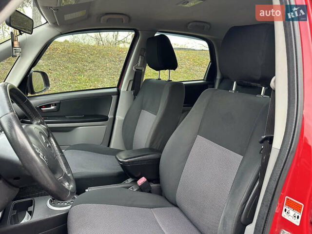 Сузуки СХ4 2008 в Киеве на Automoto.ua Красный Сузуки СХ4, объемом двигателя 1.6 л и пробегом 170 тыс. км за 7550 $, фото 22 на Automoto.ua